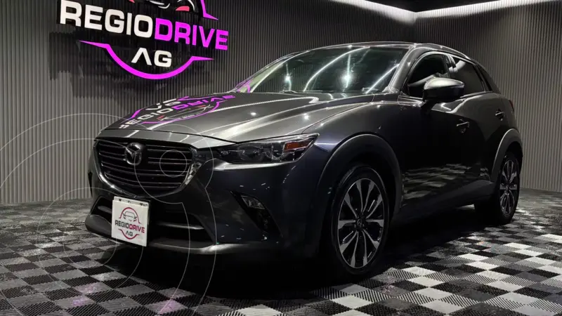 Foto Mazda CX-3 i Sport usado (2020) color Gris Titanio precio $309,900