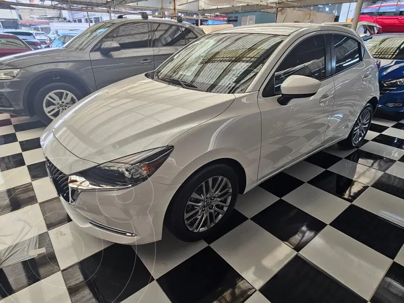 Foto Mazda CX-30 i Grand Touring usado (2023) color Blanco precio $298,500