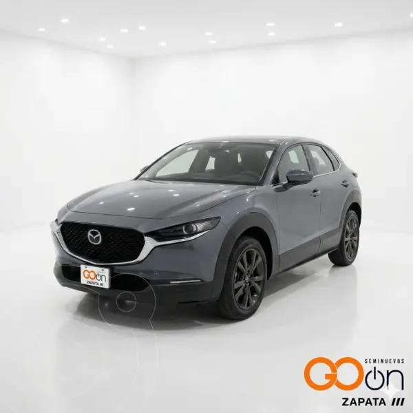 Foto Mazda CX-30 Signature usado (2025) color MAZCGRIS POLYMETAL precio $515,000
