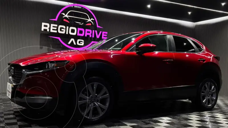 Foto Mazda CX-30 i Sport usado (2021) color Rojo precio $399,900