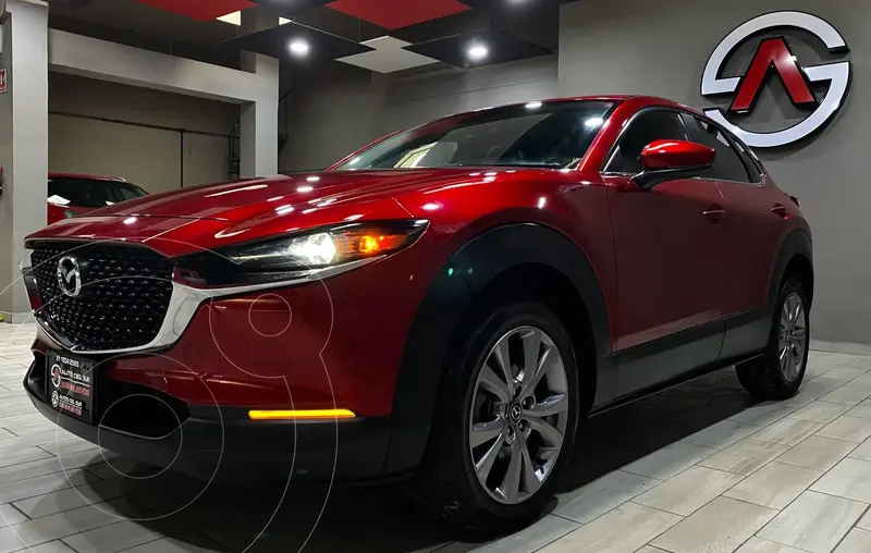 Foto Mazda CX-30 i Sport usado (2021) color Rojo precio $389,000