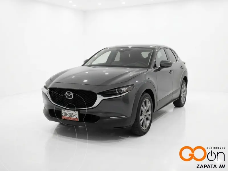 Foto Mazda CX-30 SIGNATURE usado (2025) color MACGRIS TITANIO precio $500,000