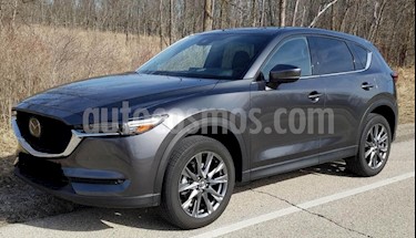foto Mazda CX-5 2.0L R 4x2 usado (2018) color Gris precio $14.500.000