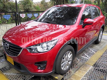 foto Mazda CX-5 2.0L Touring 4x2 Aut usado (2017) color Rojo precio $75.900.000