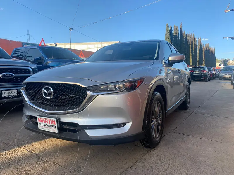 Foto Mazda CX-5 2.0L i Sport usado (2018) color Gris precio $369,000