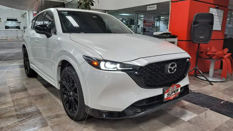 Foto Mazda CX-5 s Grand Touring usado (2024) color Blanco financiado en mensualidades(enganche $216,942 mensualidades desde $9,128)