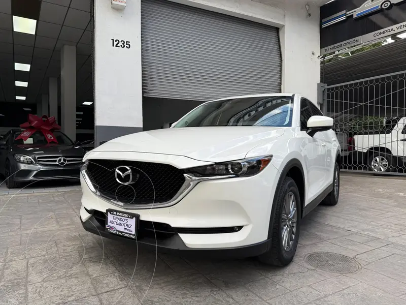 Foto Mazda CX-5 2.0L i Sport usado (2018) color Blanco precio $309,000
