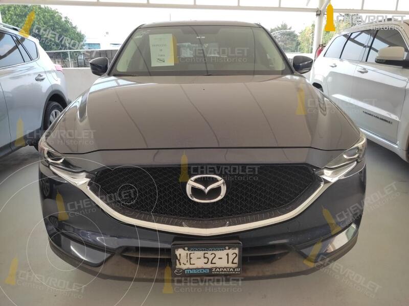 Foto Mazda CX-5 2.0L i Sport usado (2019) color Azul Oscuro precio $434,900
