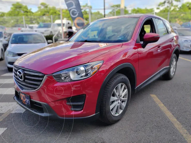 Foto Mazda CX-5 2.0L i usado (2017) color Rojo precio $304,000