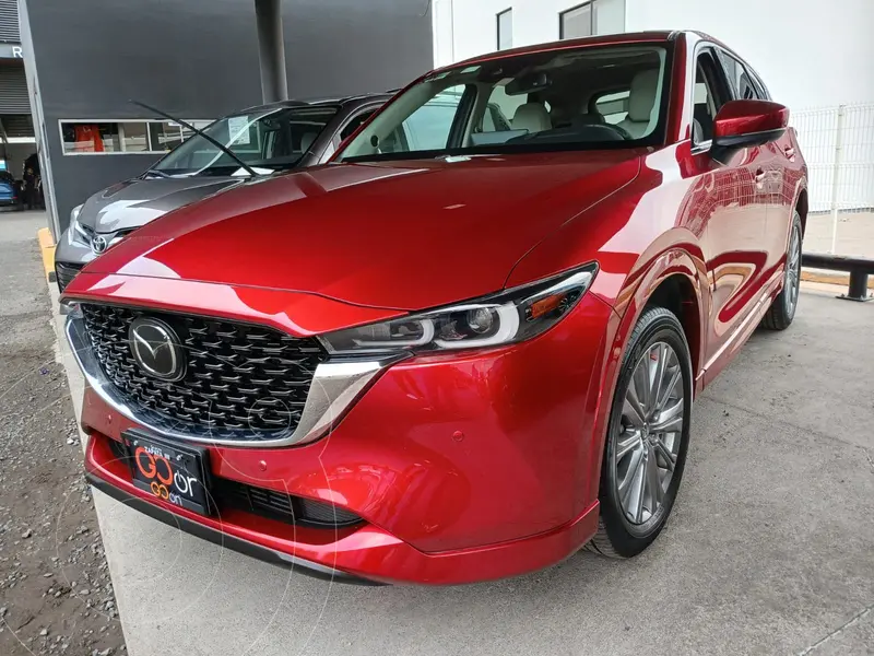 Foto Mazda CX-5 Signature usado (2025) color Rojo financiado en mensualidades(enganche $163,228 mensualidades desde $12,482)