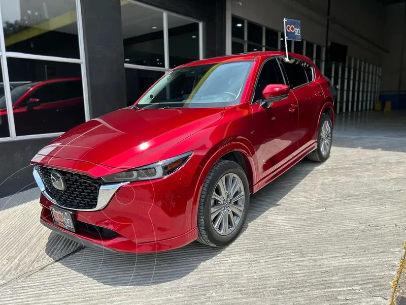 Foto Mazda CX-5 Signature usado (2024) color Rojo financiado en mensualidades(enganche $149,875 mensualidades desde $11,461)