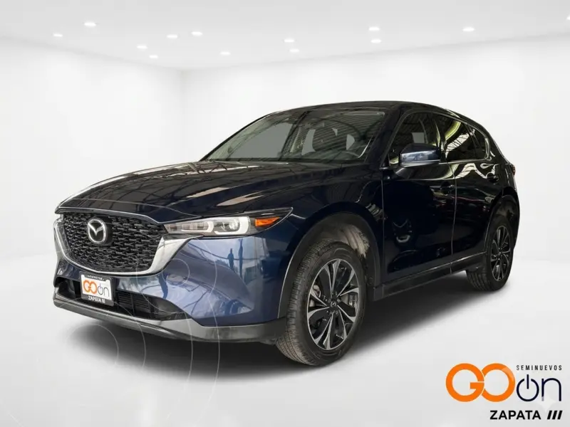 Foto Mazda CX-5 s Grand Touring usado (2023) color MAZMAZUL MARINO PROFUNDO precio $440,000
