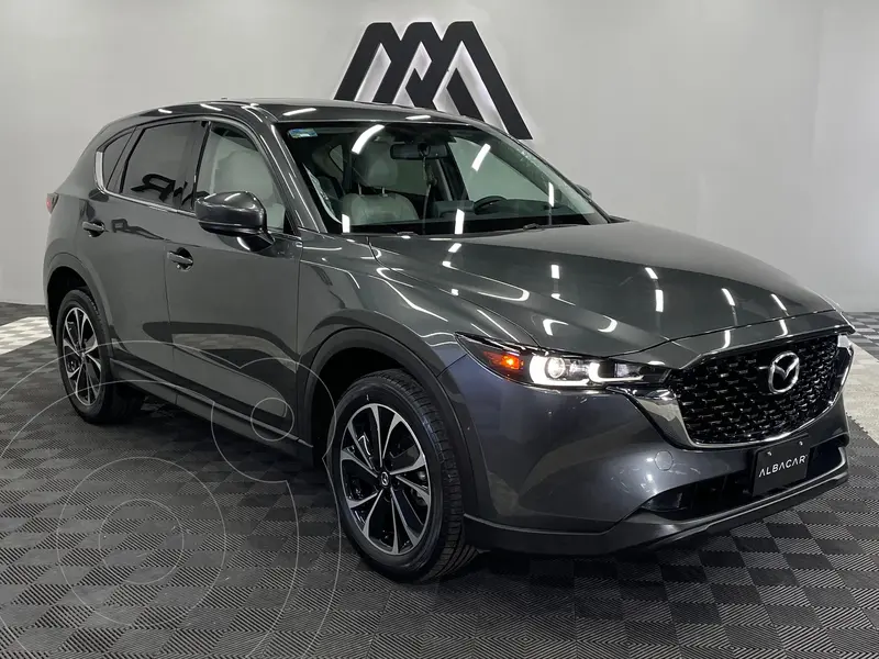 Foto Mazda CX-5 s Grand Touring usado (2022) color Gris precio $487,999