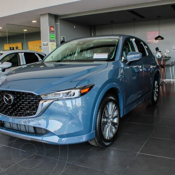 Foto Mazda CX-5 Signature nuevo color Plata Sonic precio $681,900