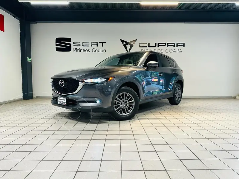 Foto Mazda CX-5 2.0L i Sport usado (2020) color Gris precio $389,999