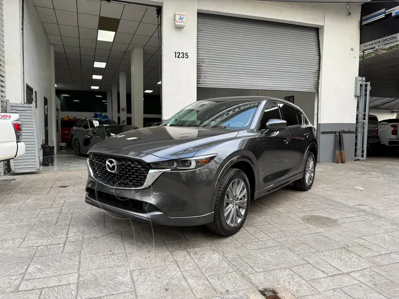Foto Mazda CX-5 i Grand Touring usado (2024) color Gris financiado en mensualidades(enganche $108,000 mensualidades desde $15,677)