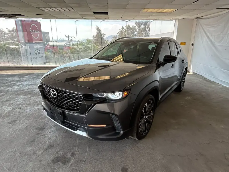 Foto Mazda CX-50 Signature usado (2024) color Gris Oscuro precio $680,000