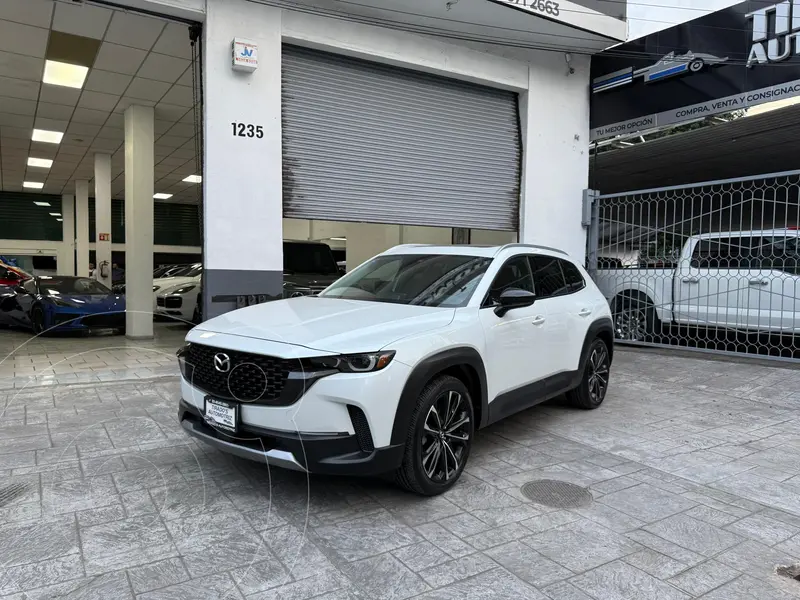 Foto Mazda CX-50 Signature usado (2024) color Blanco precio $664,900