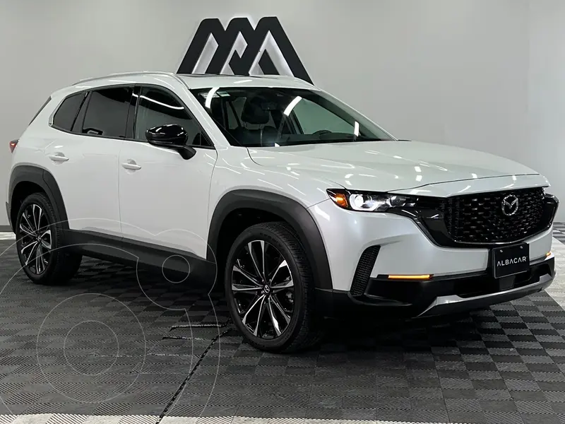 Foto Mazda CX-50 Signature usado (2024) color Blanco precio $589,999