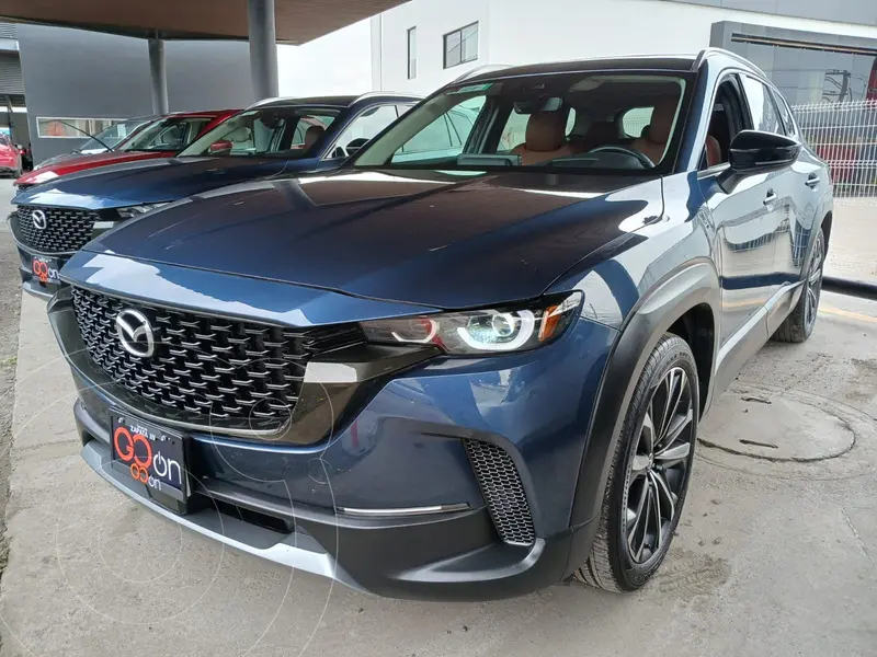 Foto Mazda CX-50 Signature usado (2024) color Azul financiado en mensualidades(enganche $183,938 mensualidades desde $14,066)