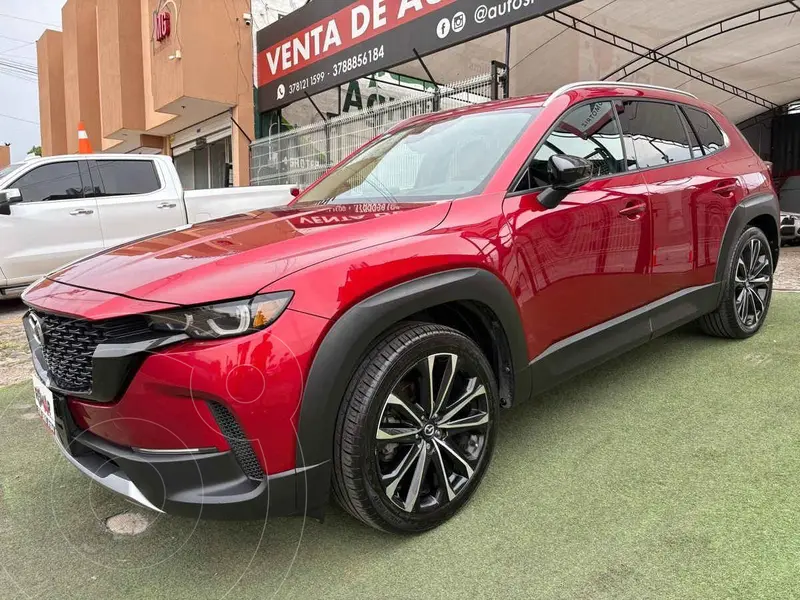 Foto Mazda CX-50 Signature usado (2024) color Rojo precio $619,999