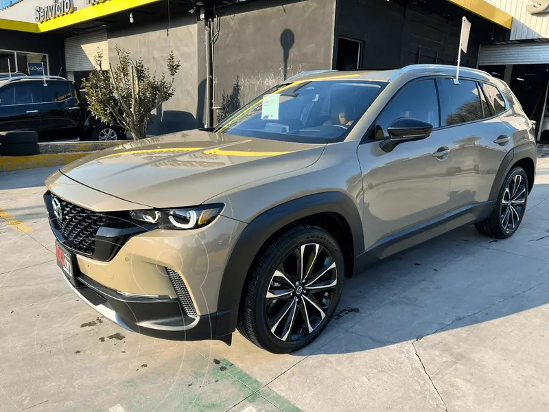Foto Mazda CX-50 null usado (2025) color MAZTZIRCON SAND METALLIC precio $690,000