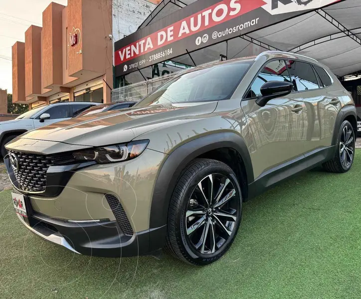 Foto Mazda CX-50 Signature usado (2024) color Marrn precio $669,999