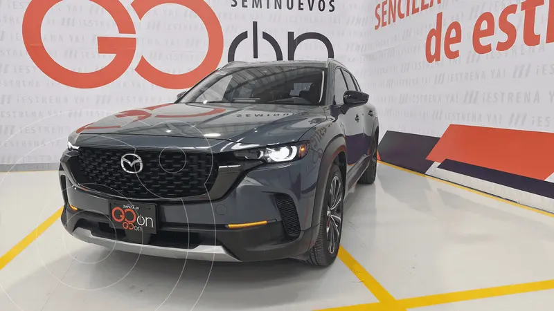 Foto Mazda CX-50 Signature usado (2024) color MAZCGRIS POLYMETAL precio $640,000