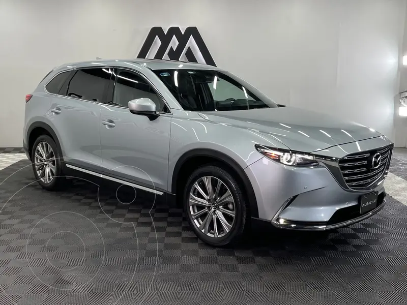 Foto Mazda CX-9 Signature usado (2021) color plateado precio $578,999