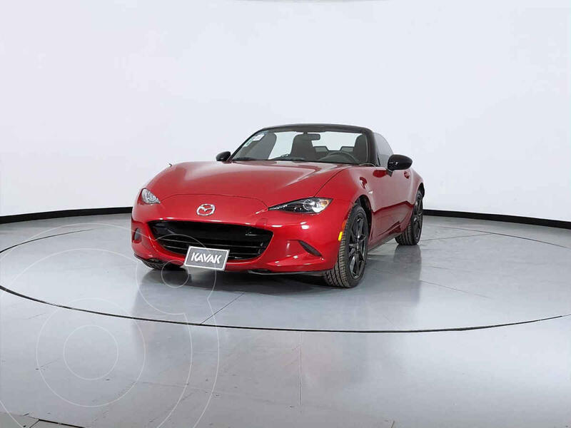 Foto Mazda MX-5 i Sport usado (2017) color Rojo precio $341,999
