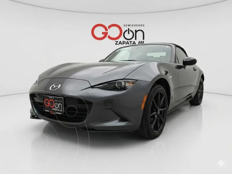 Foto Mazda MX-5 i Sport usado (2023) color MAZGGRIS TITANIO precio $420,000