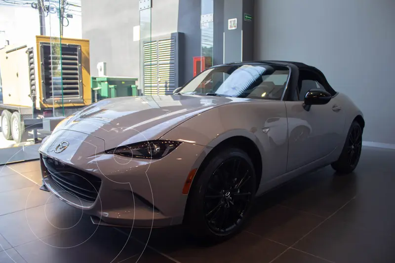 Foto Mazda MX-5 i Sport nuevo color Gris Titanio precio $529,900