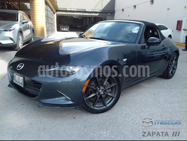 Foto Mazda MX-5 i Sport usado (2016) color Gris Meteoro precio $250,000