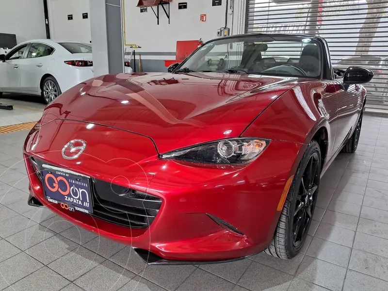 Foto Mazda MX-5 i Sport usado (2021) color Rojo precio $360,000