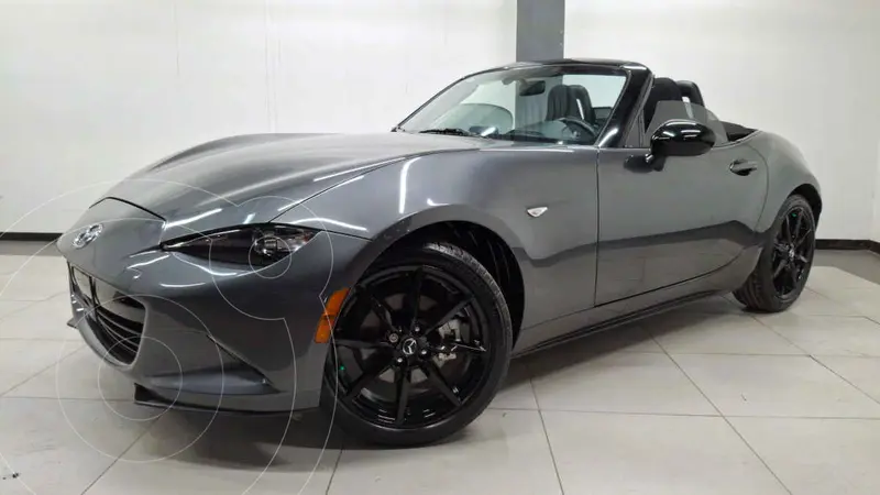 Foto Mazda MX-5 i Sport usado (2021) color Gris precio $360,000