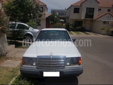 Foto venta Auto Usado Mercedes Benz 300 - (1987) color Blanco precio $500.000