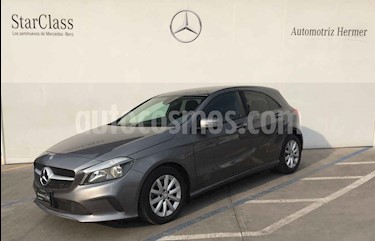 foto Mercedes Benz Clase A 200 CGI Sport Aut usado (2016) color Gris precio $279,900
