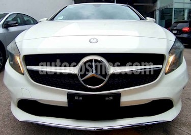 foto Mercedes Benz Clase A 200 CGI Style usado (2017) color Blanco precio $329,000