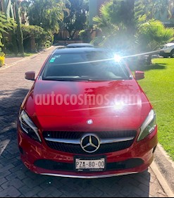 Foto Mercedes Benz Clase A 200 CGI Urban Aut usado (2017) color Rojo precio $340,000