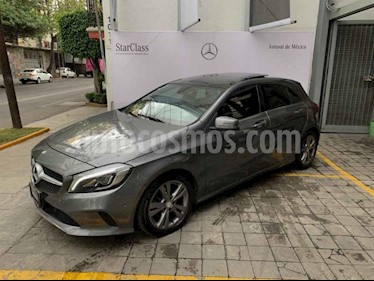Foto Mercedes Benz Clase A 200 CGI Urban Aut usado (2016) color Gris precio $365,000