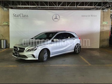 Mercedes Benz Clase A 5p 200 Urban L4/1.6 Aut usado (2016) color Plata precio $329,000