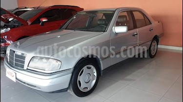 foto Mercedes Benz Clase C Touring 240 T Elegance Aut usado (1995) color Gris Claro precio $275.000
