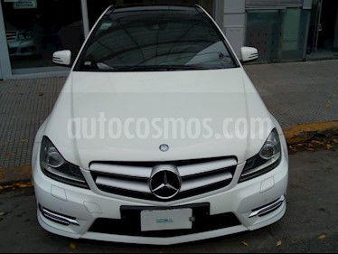 Mercedes Benz Clase C - usado (2013) color Blanco precio u$s28.000
