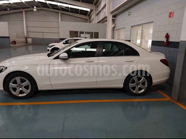 Foto venta Auto usado Mercedes Benz Clase C 180 Aut (2018) color Blanco precio $400,000