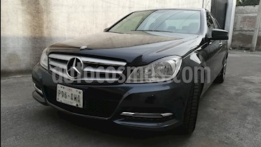 Foto Mercedes Benz Clase C 180 CGI Aut NAVI usado (2013) color Negro Magnetita precio $220,000