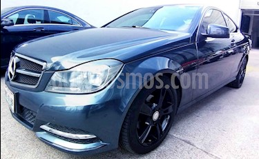 foto Mercedes Benz Clase C 180 CGI Aut usado (2013) color Gris precio $215,000