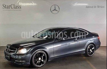 foto Mercedes Benz Clase C 180 CGI Aut usado (2013) color Gris precio $219,000