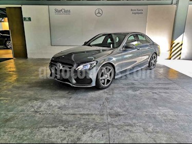 foto Mercedes Benz Clase C 250 CGI Sport Aut usado (2017) color Gris precio $550,000