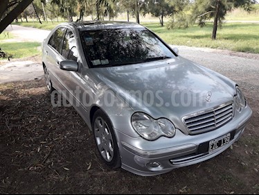 Mercedes Benz Clase C C230 K Elegance Aut usado (2005) color Gris precio u$s7.500