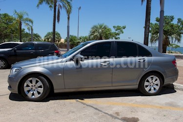 Mercedes Benz Clase C C200 CGI Blue Efficiency 1.8L usado (2011) color Gris Tenorita precio u$s13.800